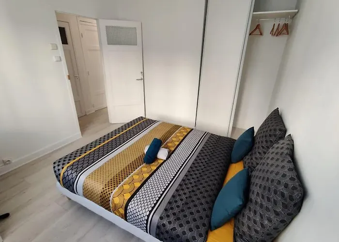 Appartement Meuble F4 Centre Clermont-Ferrand Proche Gare Sncf, Stade Rugby, Jaude,